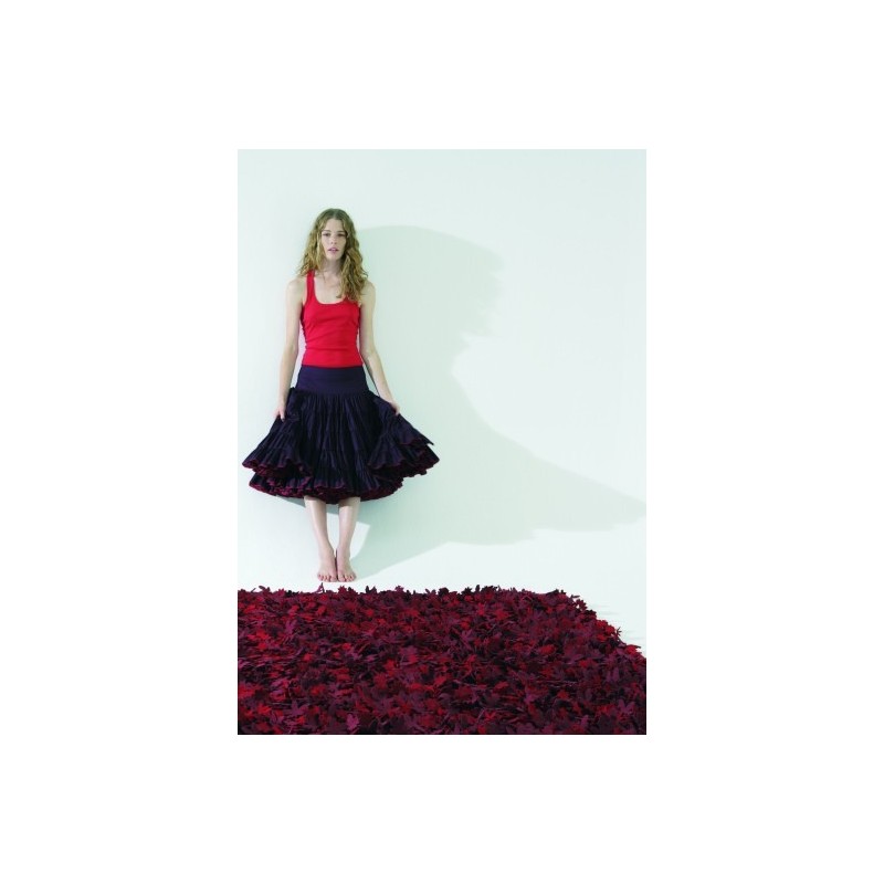 Carpet Little Field of Flowers Nanimarquina reds